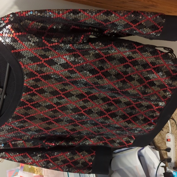 Express Sequin Top - Picture 4 of 4